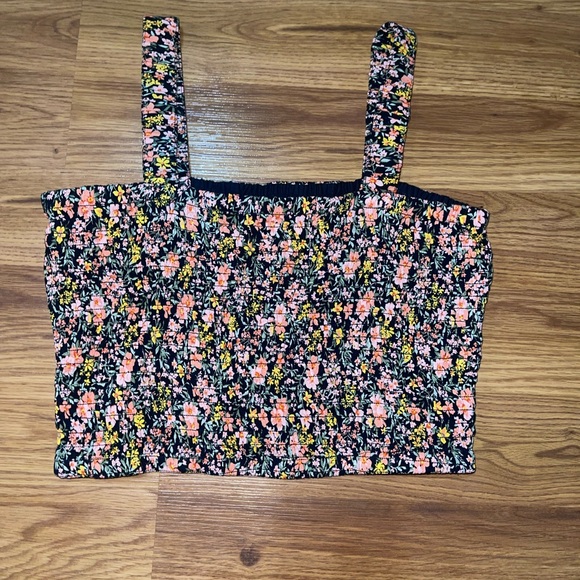 NWT 🌸AMERICAN EAGLE🌸 Floral Crop Tank - Picture 1 of 5